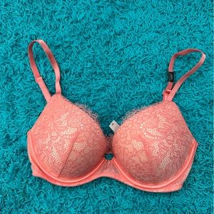 New Victoria’s Secret bra 30D pink lace
